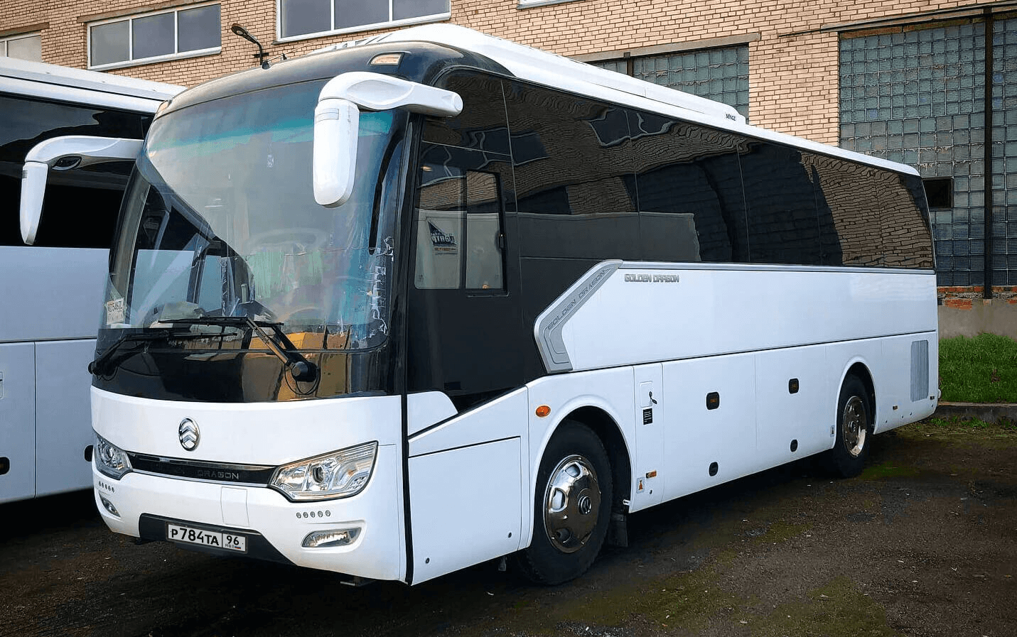 Golden Dragon XML6896-6957 на 39 мест