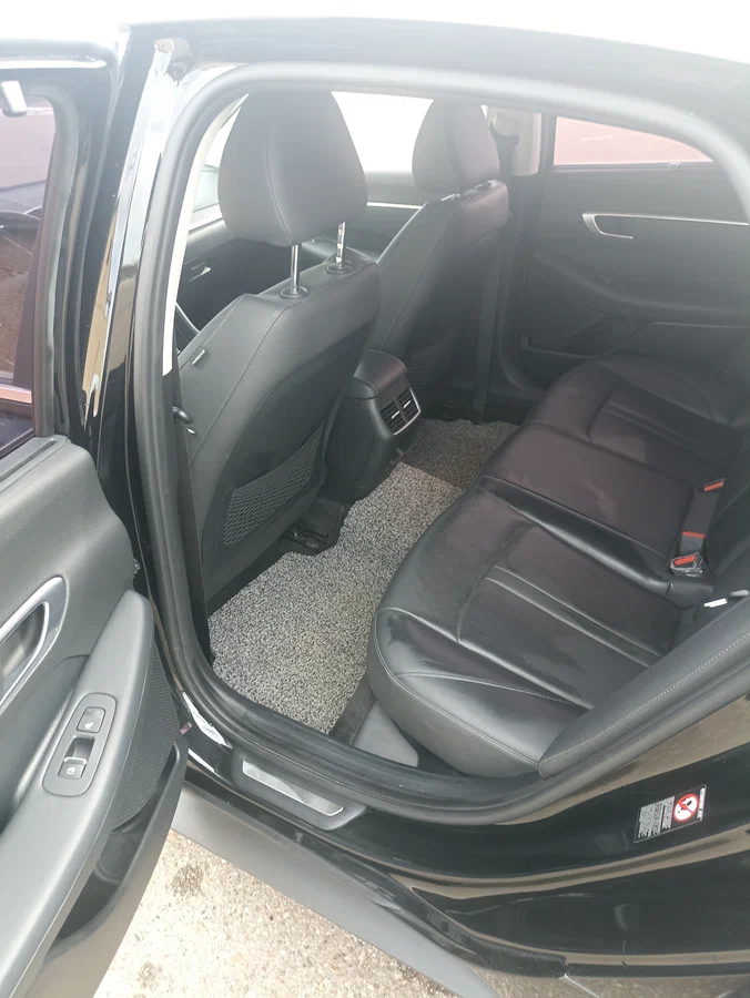 Hyundai Sonata аренда