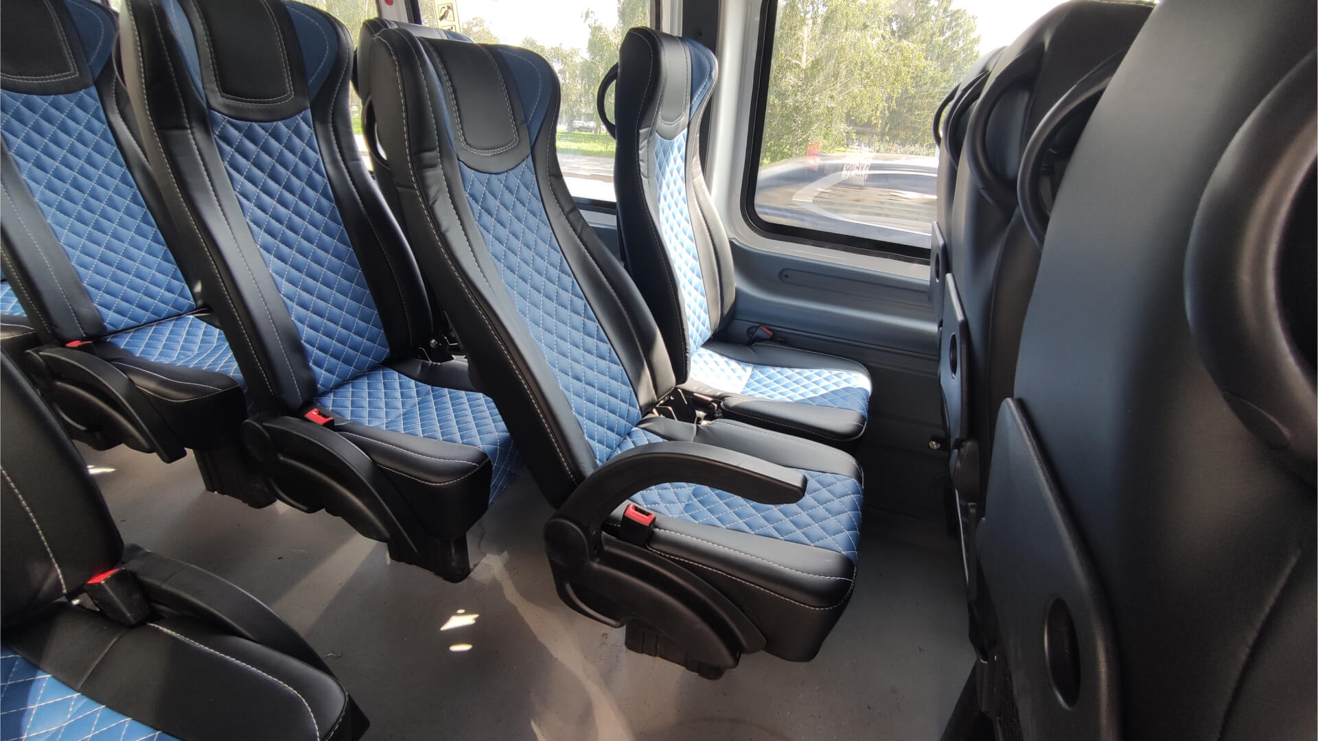 Ford Transit на 19 человек
